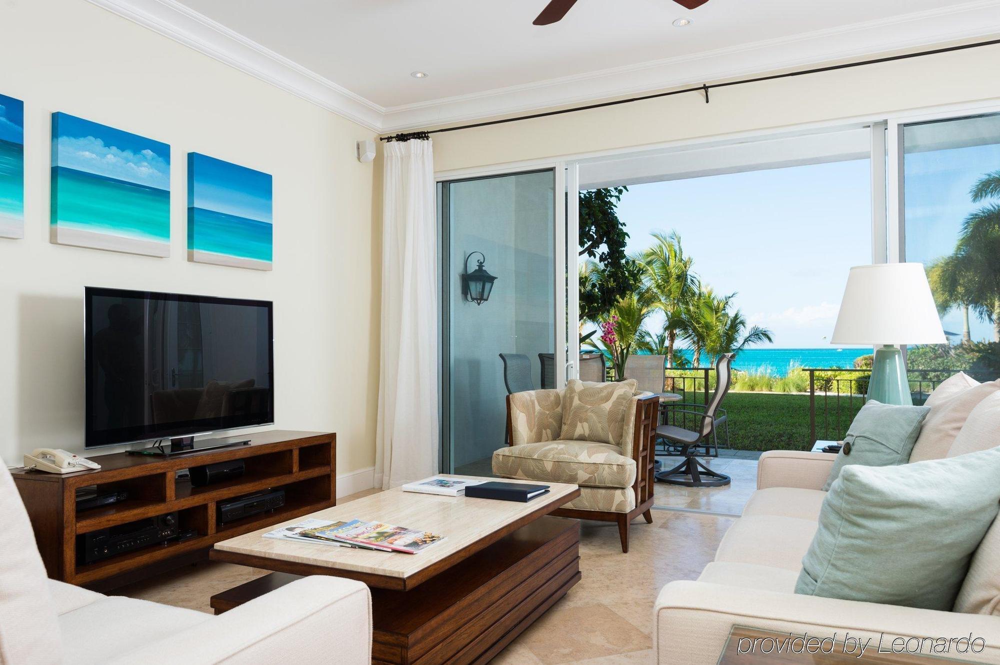The Regent Grand Grace Bay Exterior foto