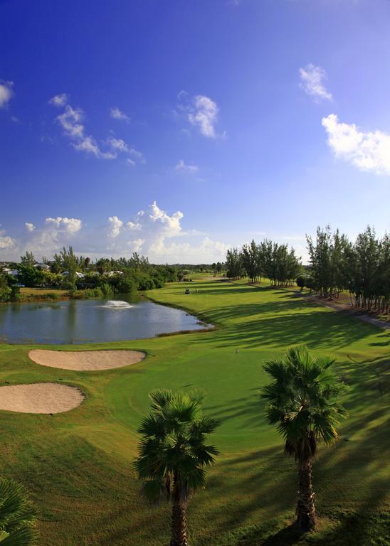 The Regent Grand Grace Bay Exterior foto
